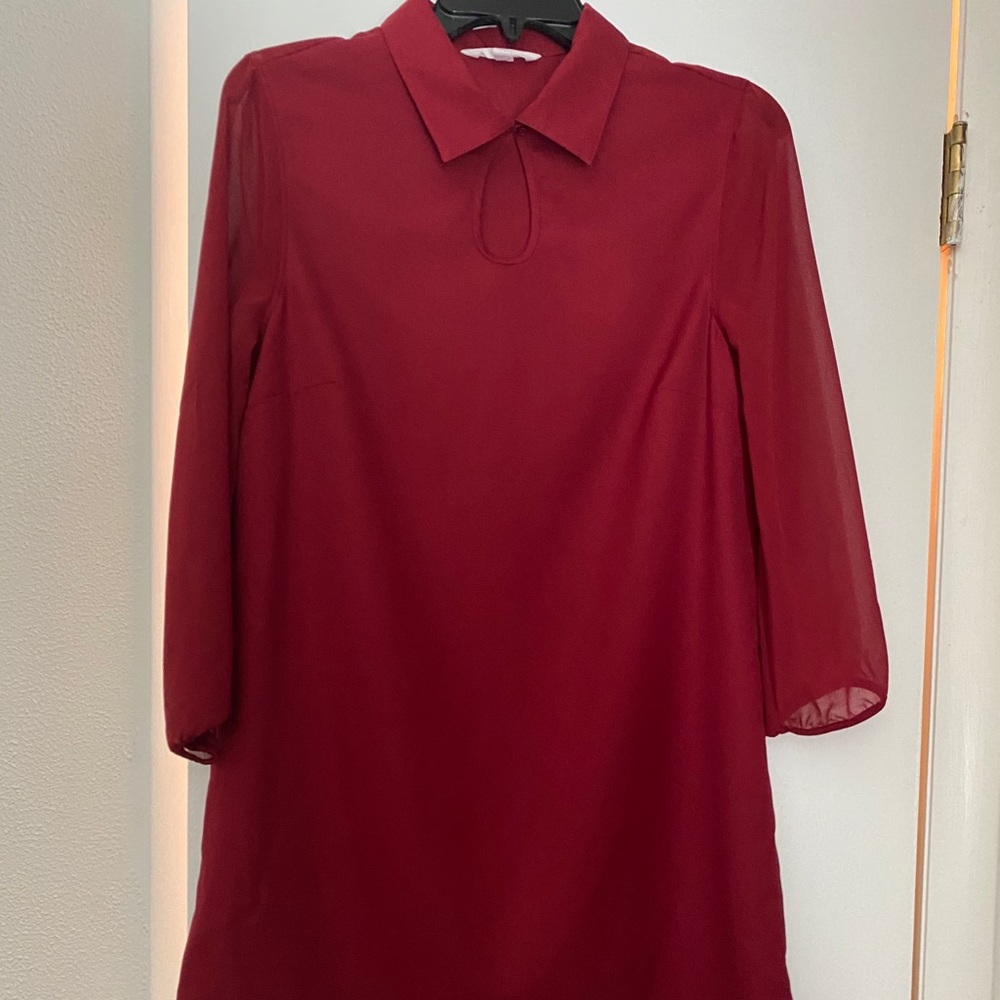 Red dress with sheer sleeves..cute keyhole neck